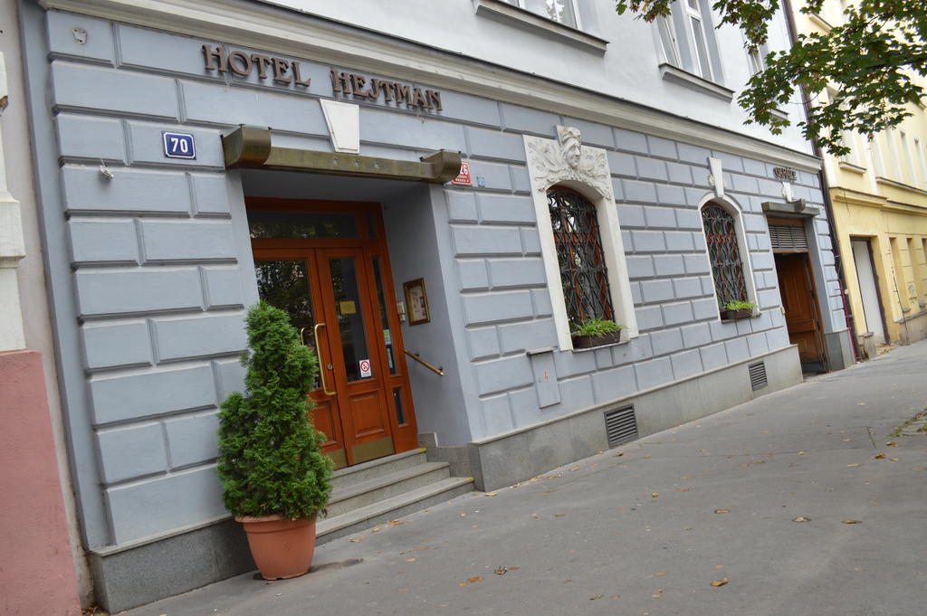 Hotel Hejtman Prague Exterior photo